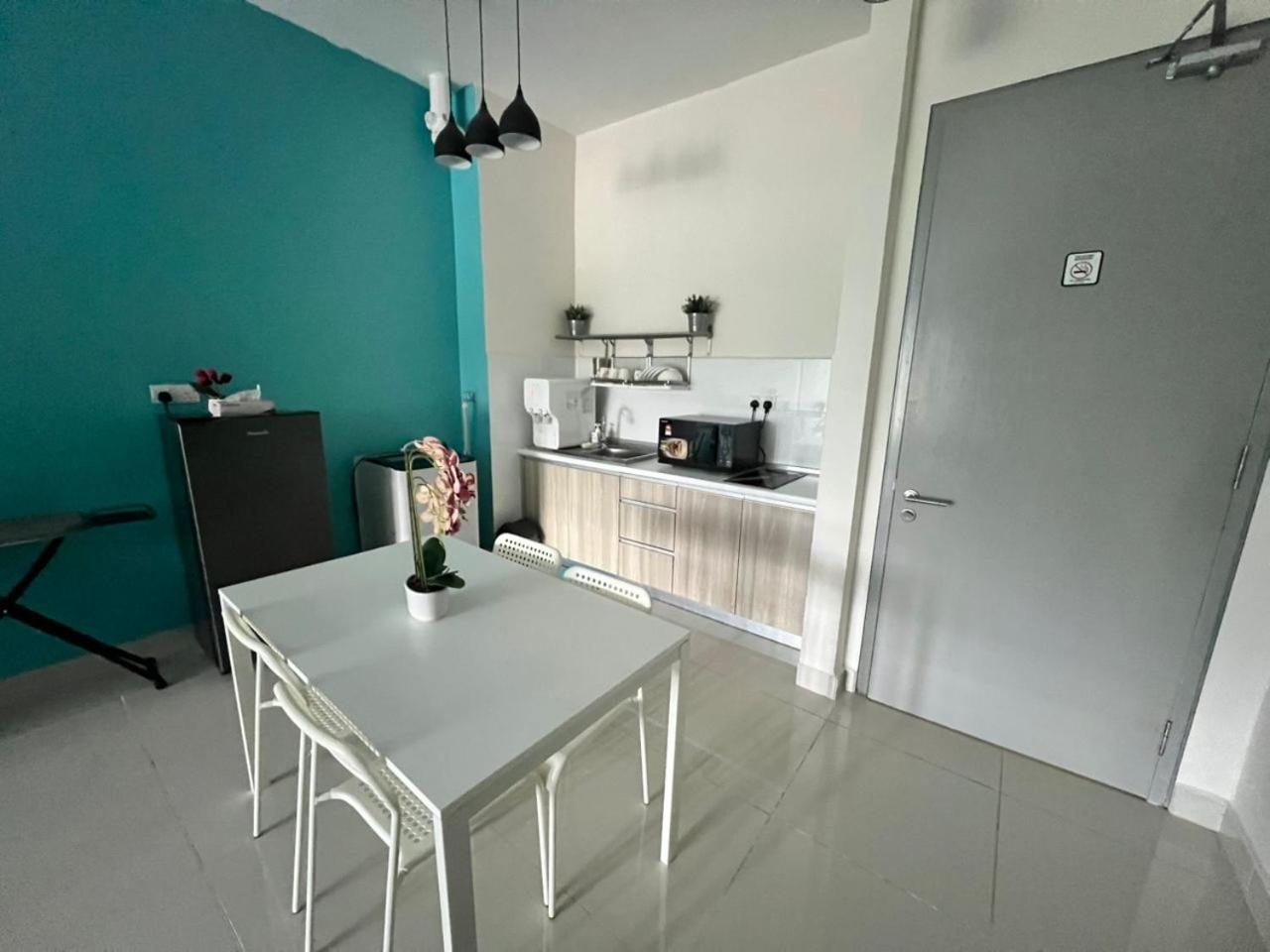 Mufa Studio Suites Klia Sepang Exterior foto